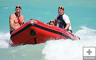 Mindil Beach IRB Race Team at 2008 Northern Territory Championships - Click to enlarge image